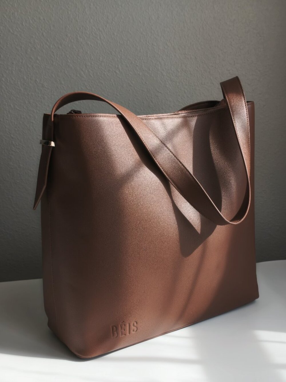 BEIS Essential Tote in Maple - Vegan Leather, New Without Tags